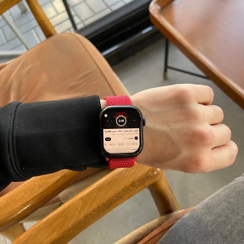 ساعة سكوارا ST12 تدعم شريحة 4G وتطبيقات التواصل ال...