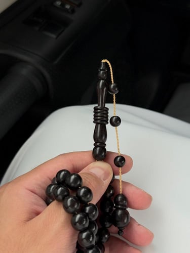 سبحة خشب الأبنوس