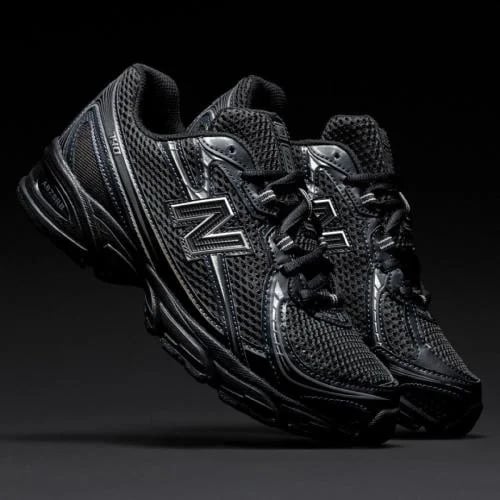 New Balance 740