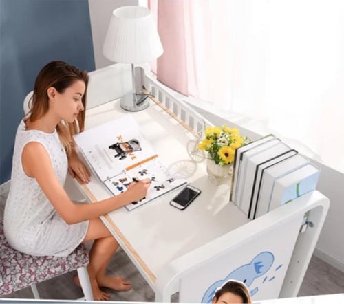 سرير أطفال متعدد الاستخدامات