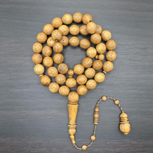 سبحة عظم ذئب