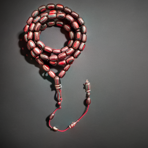 سبحة خشب صنوبر