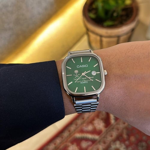 ساعة كاسيو شعار المملكة العربية السعودية - اخضر