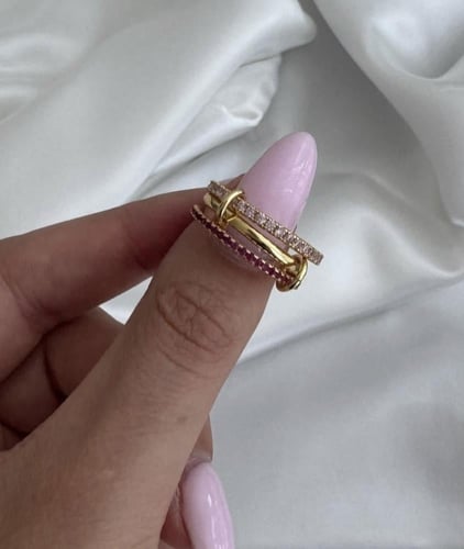 خاتم Infinite ذهبي وردي