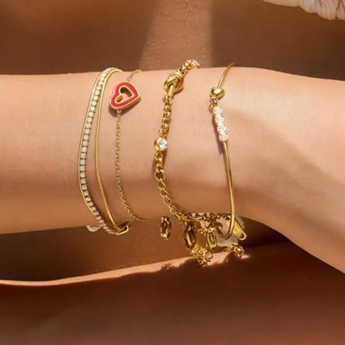 اسورة Red Heart ذهبي