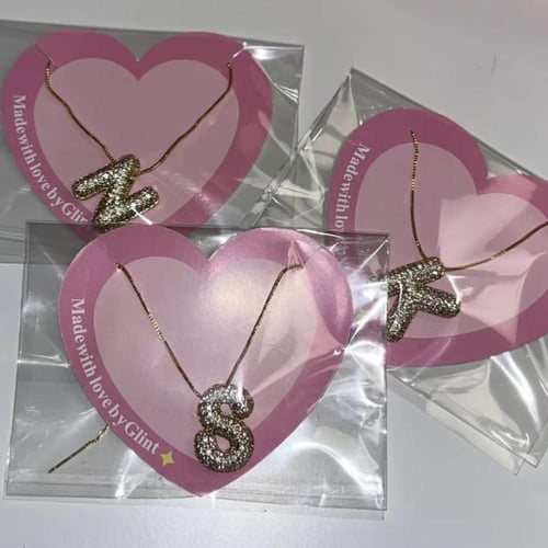 سلسلة الحروف فضي