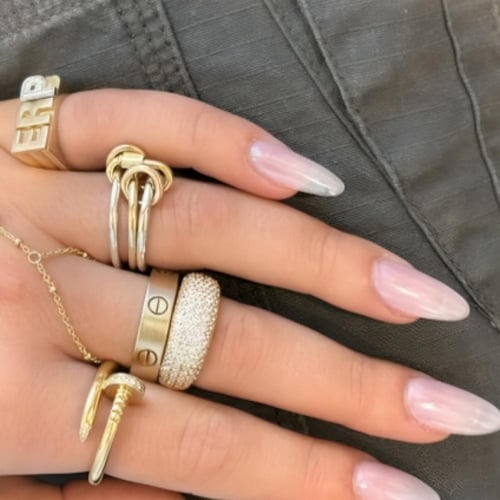 خاتم Shiny ذهبي