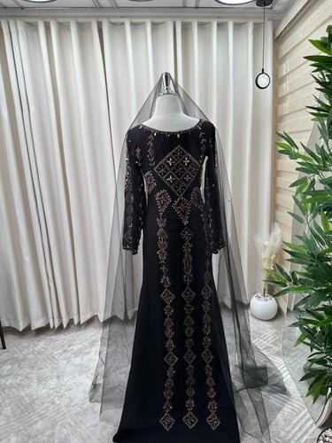 فستان تطريز شك يدوي