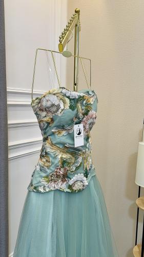 فستان سهرة ورد فخم