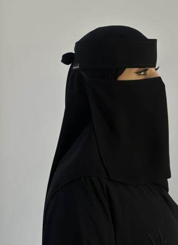 A9 reinforced niqab