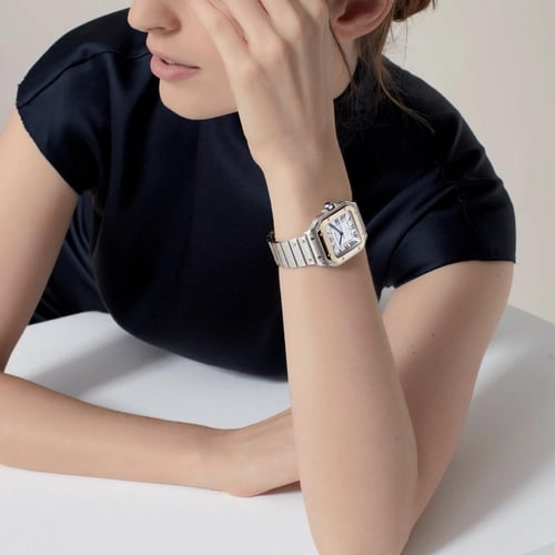 ساعة سانتوس بخيارات المقاس واللون