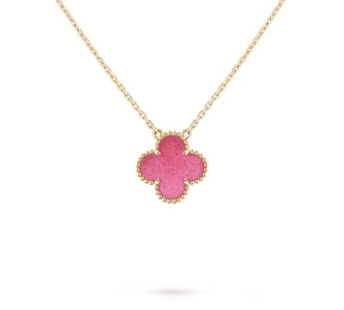 عقد فانكليف ليمتد ادشن - pink enamel stone