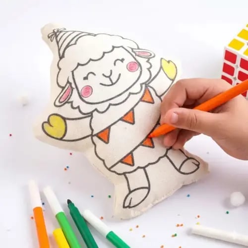 Cloth coloring sheep for Eid