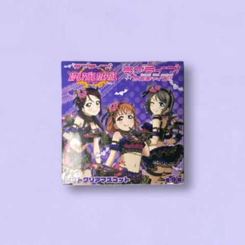 ميدالية لوف لايف العشوائية الشفافه