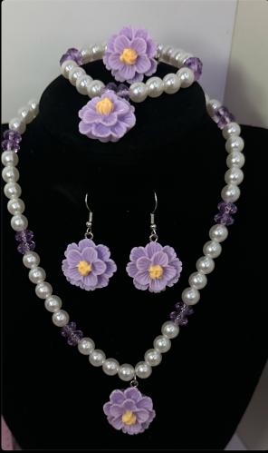 طقم الزهرة الموف المميز