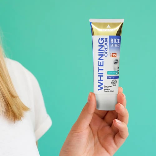 كريم لتفتيح البشرة بخلاصة الأرز SPF15 من الفانسو –...
