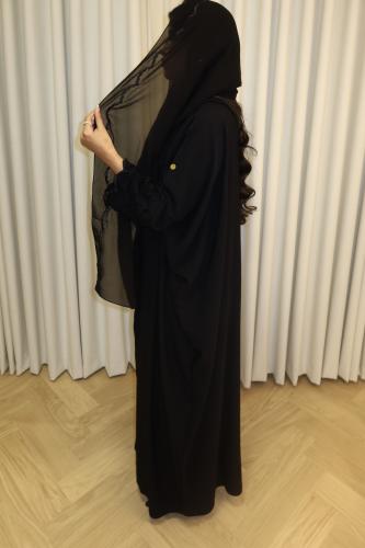 Black Abaya | العباية السوداء