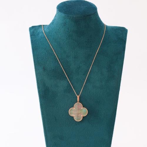 عقد ذهب عيار 18