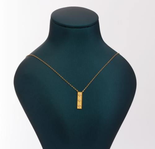 عقد ذهب عيار 21