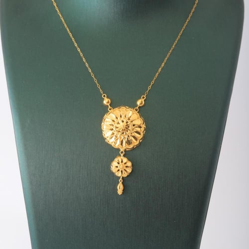 عقد ذهب صافي عيار 21