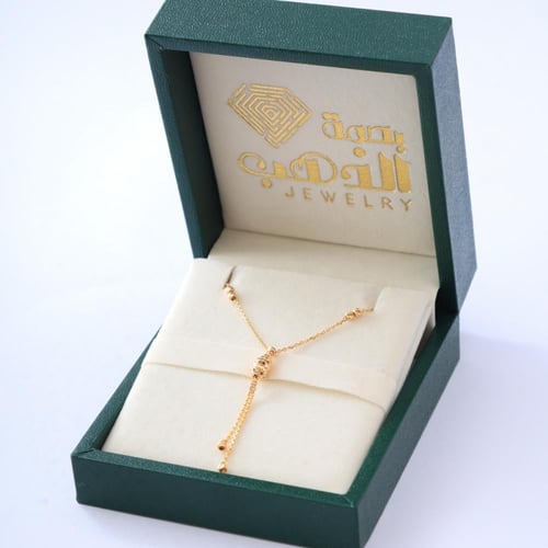 عقد ذهب عيار 21