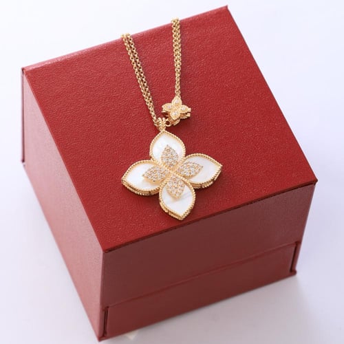 عقد ذهب عيار 18