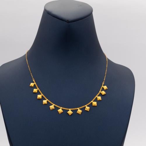 عقد ذهب عيار 21