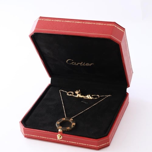 عقد ذهب عيار 18