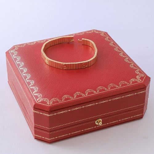 اسواره ذهب عيار 18