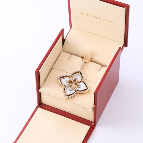 عقد ذهب عيار 18