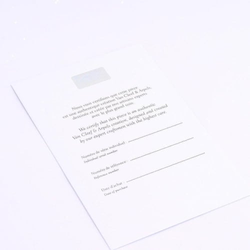 عقد ذهب عيار 18