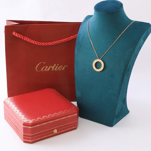 عقد ذهب عيار 18