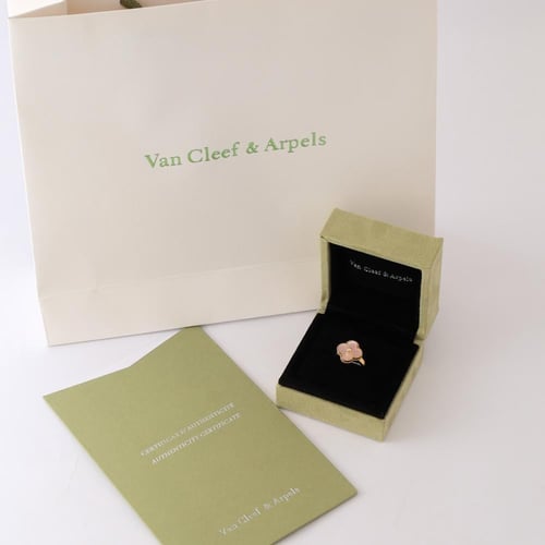 خاتم ذهب عيار 18