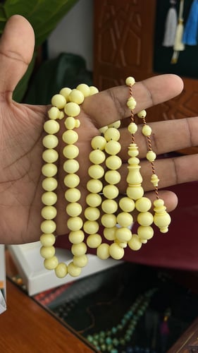 Old Dumanah prayer bead, poured, old, engraving, p...