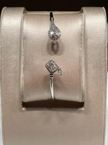 إسوارة ألماس وزمرد بتفاصيل فريدة