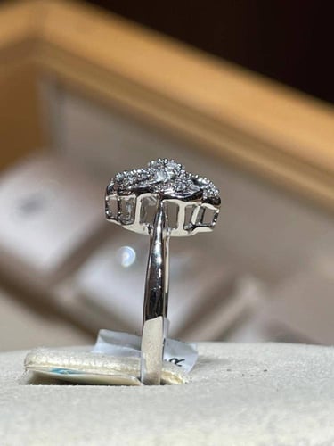 خاتم الألماس بتفاصيل تأسر العيون