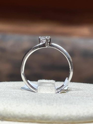 خاتم سوليتير الماس فاخر للخطوبة