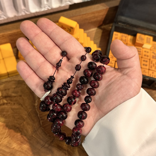 فاتوران تمليكة توتي