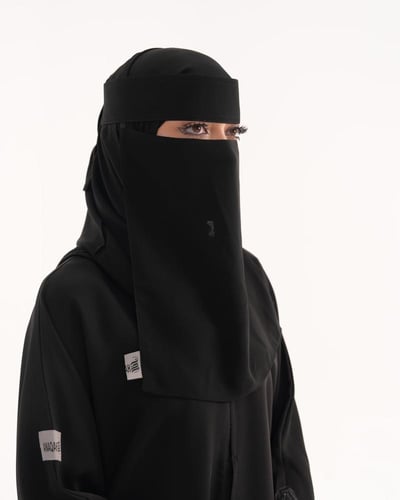 نقاب ملكي بدون مقوى