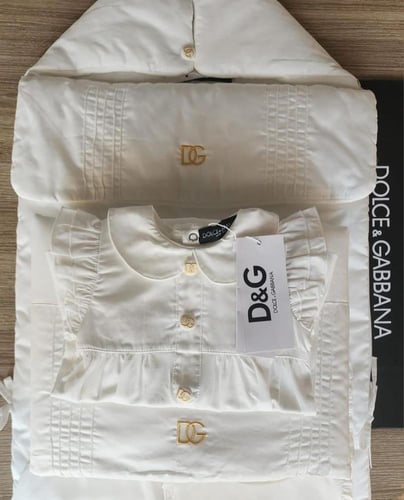 طقم دولتشي خمس قطع ( كيس الماركة مجاناً)