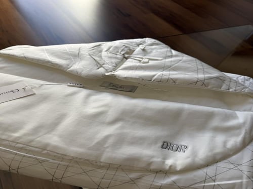 طقم ديور للجنسين ( خمس قطع)