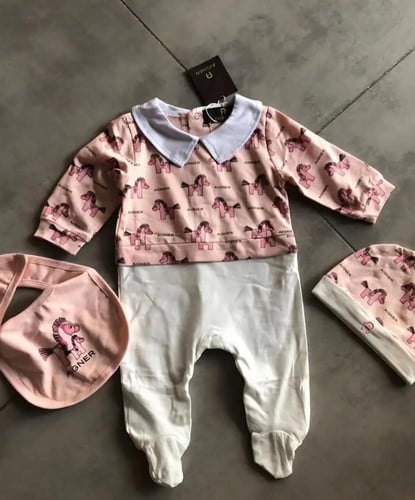 طقم اقنر وردي ٥قطع