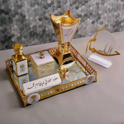 Luxurious Makli reception set, welcome.