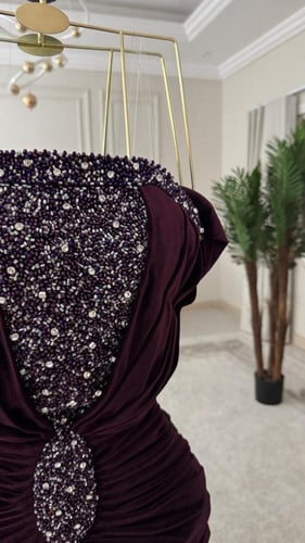 فستان كاريس