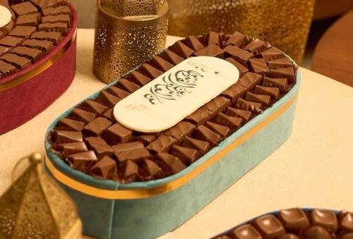 زي اللوز صينية العيد بيضاوي