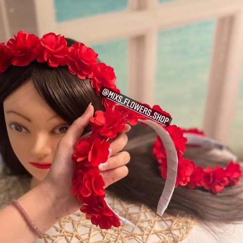 طوق ورد احمر-متوفر العديد من الالوان