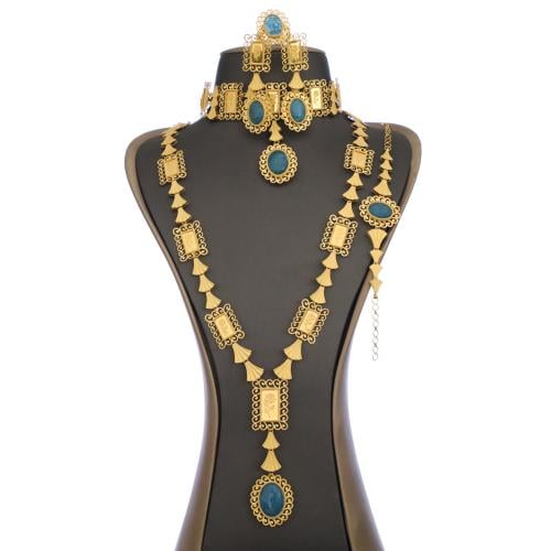 طقم مزين بسبائك مع المخنق