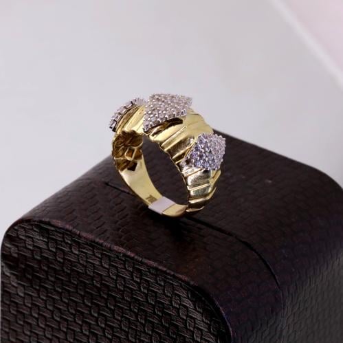 خاتم ذهب تصميم الماس