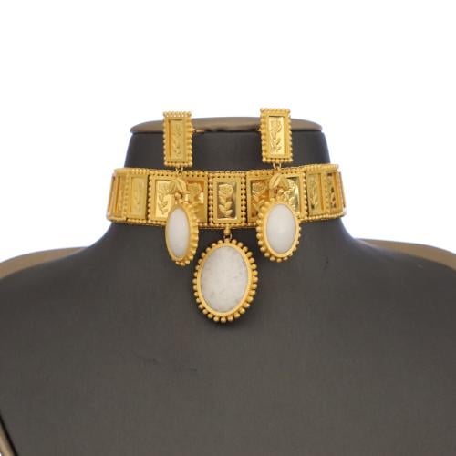 مخنق سبائك مع الحلق حجر أبيض عقيق