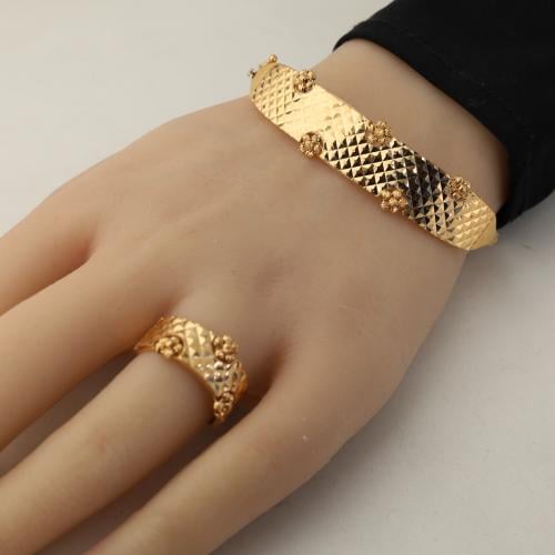 سوارة مع الخاتم لازوردي